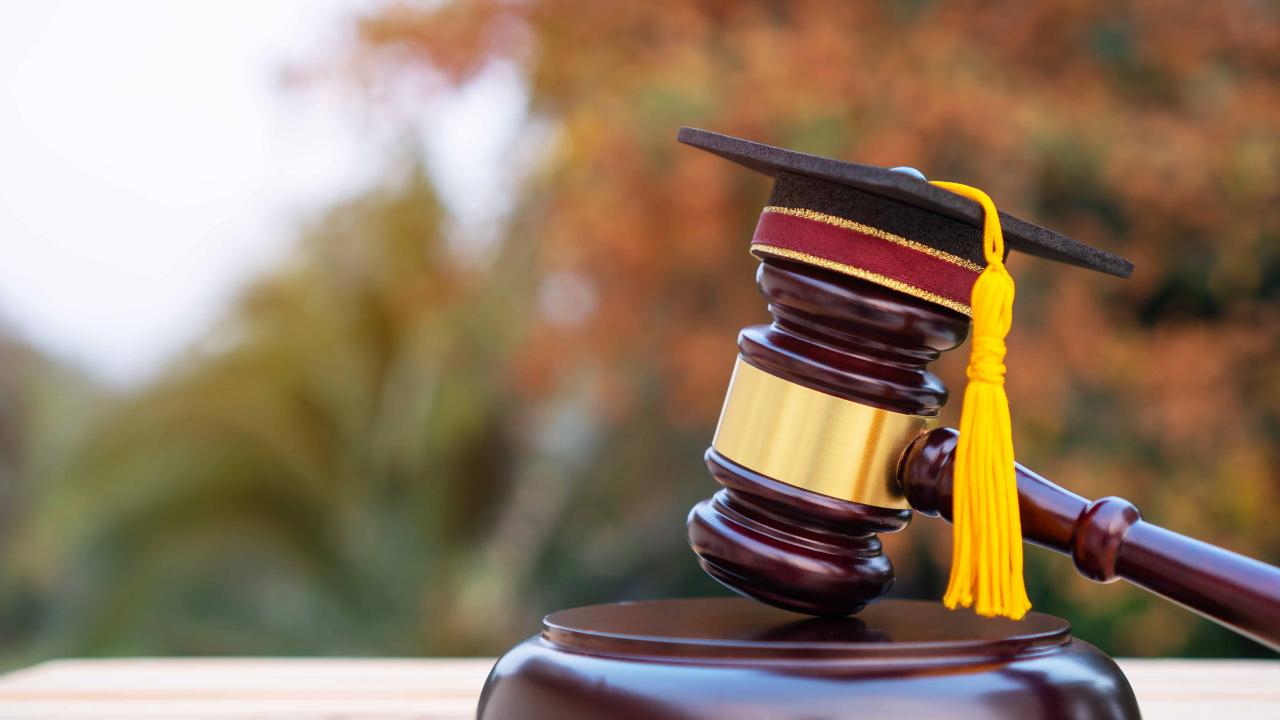 Do Paralegals Need Degrees