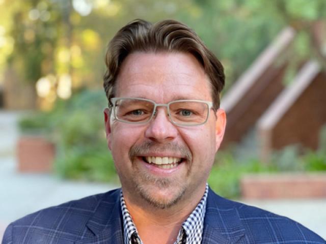 Land Use and Planning Certificate Program grad Lucas Frerichs' headshot